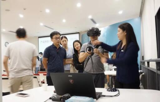 深圳英语, VR+商务英语大师课程,免费体验